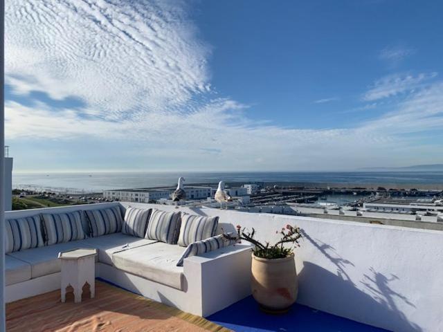 Tanger *Maison avec terrasse et vue sur la mer * Extérieur photo